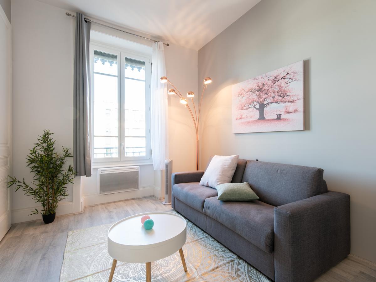 Mace Studio Apartment Lyon Bagian luar foto